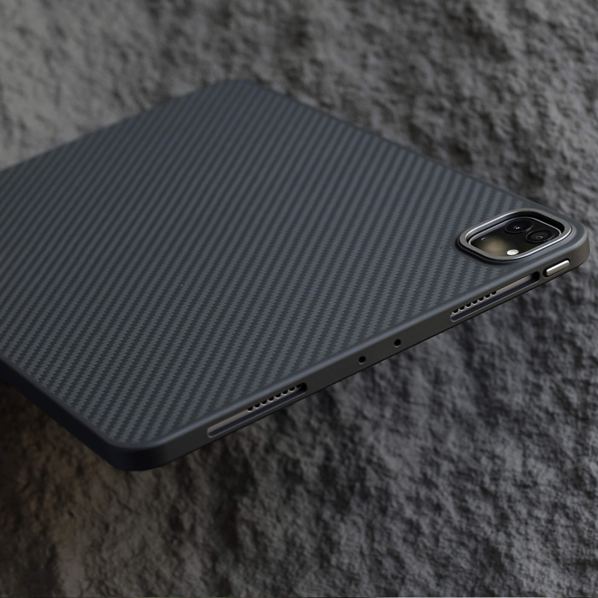 Apex Aramid iPad Case - Image 7