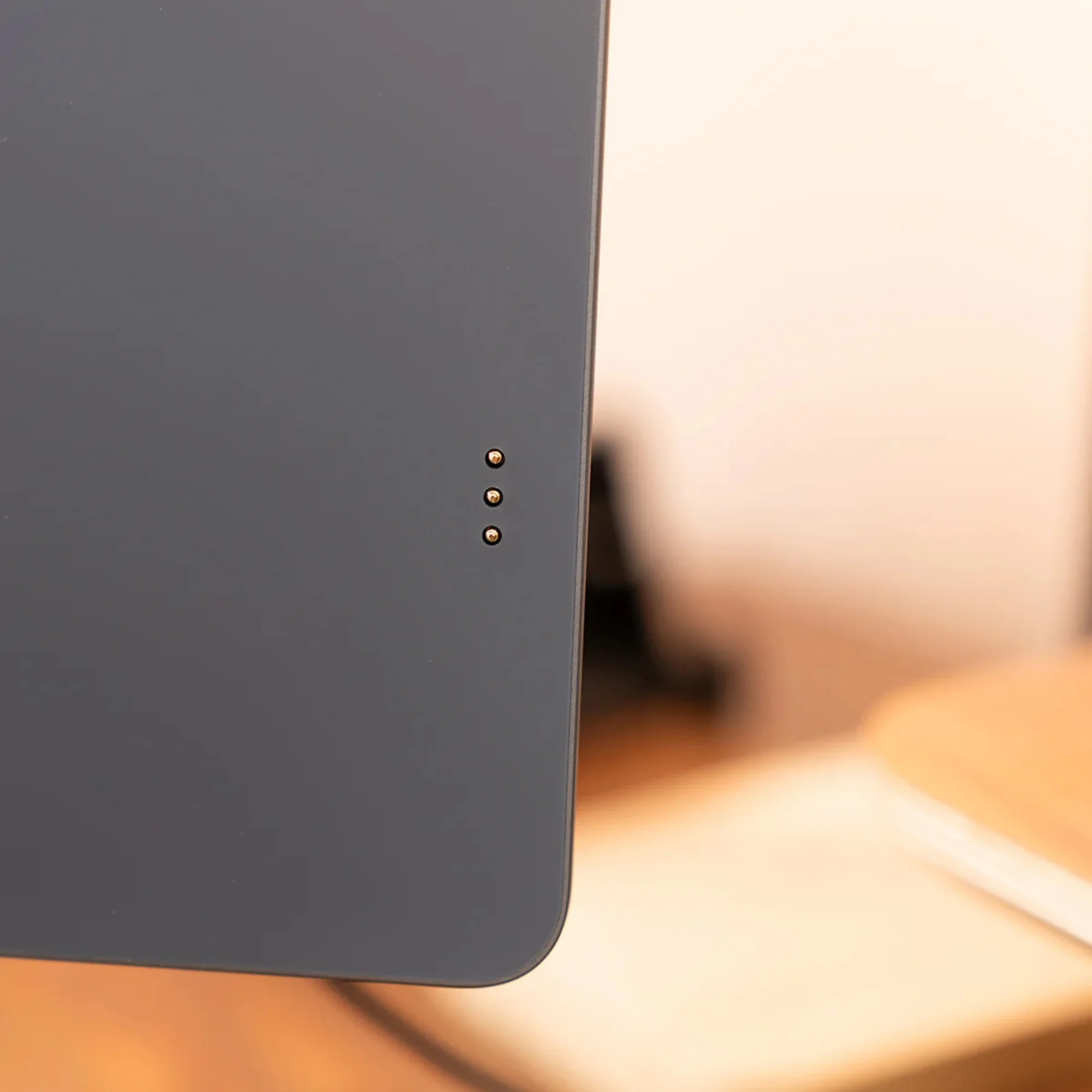 iPad Magnetic Charging Stand - Image 8