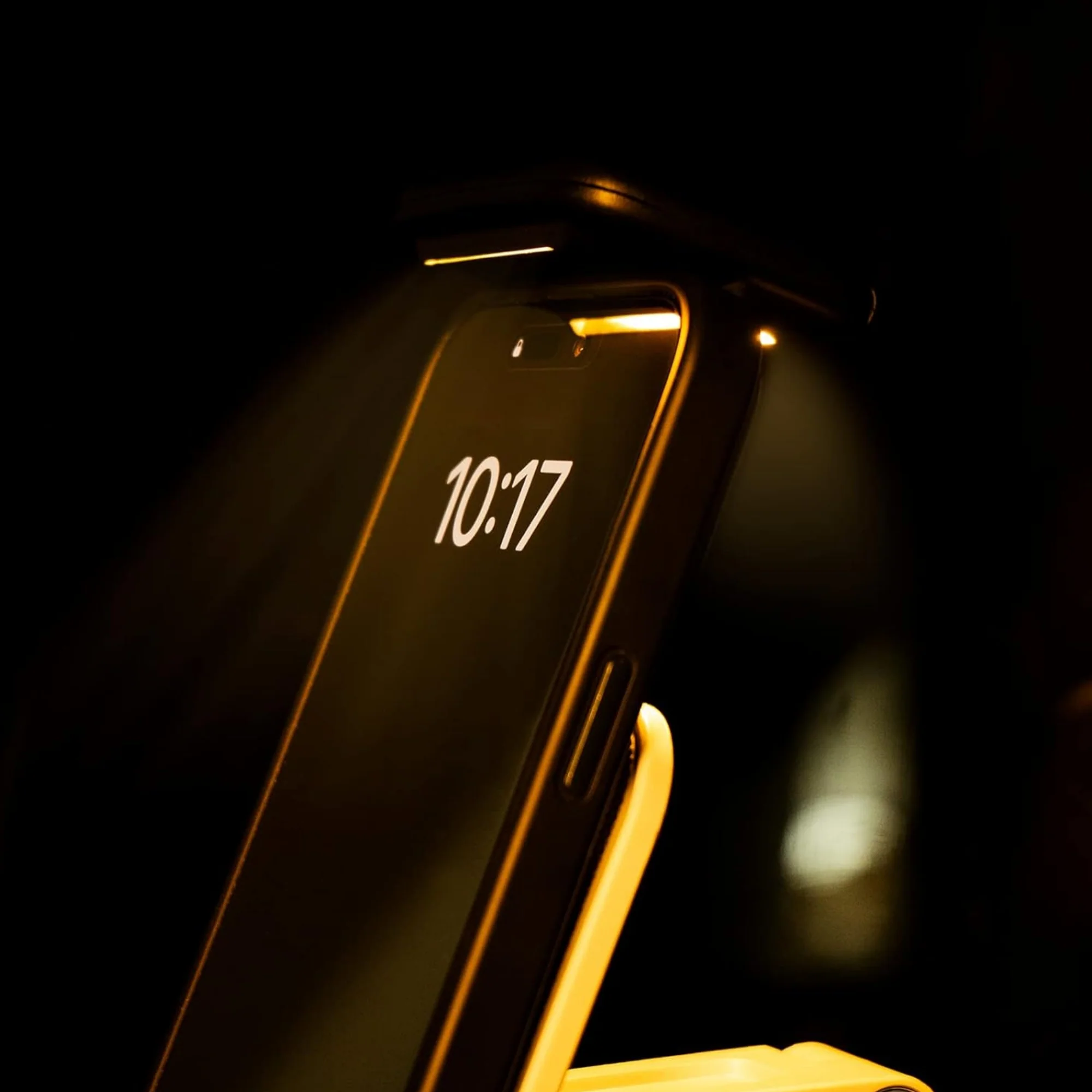 iPhone Light Bar - Image 3